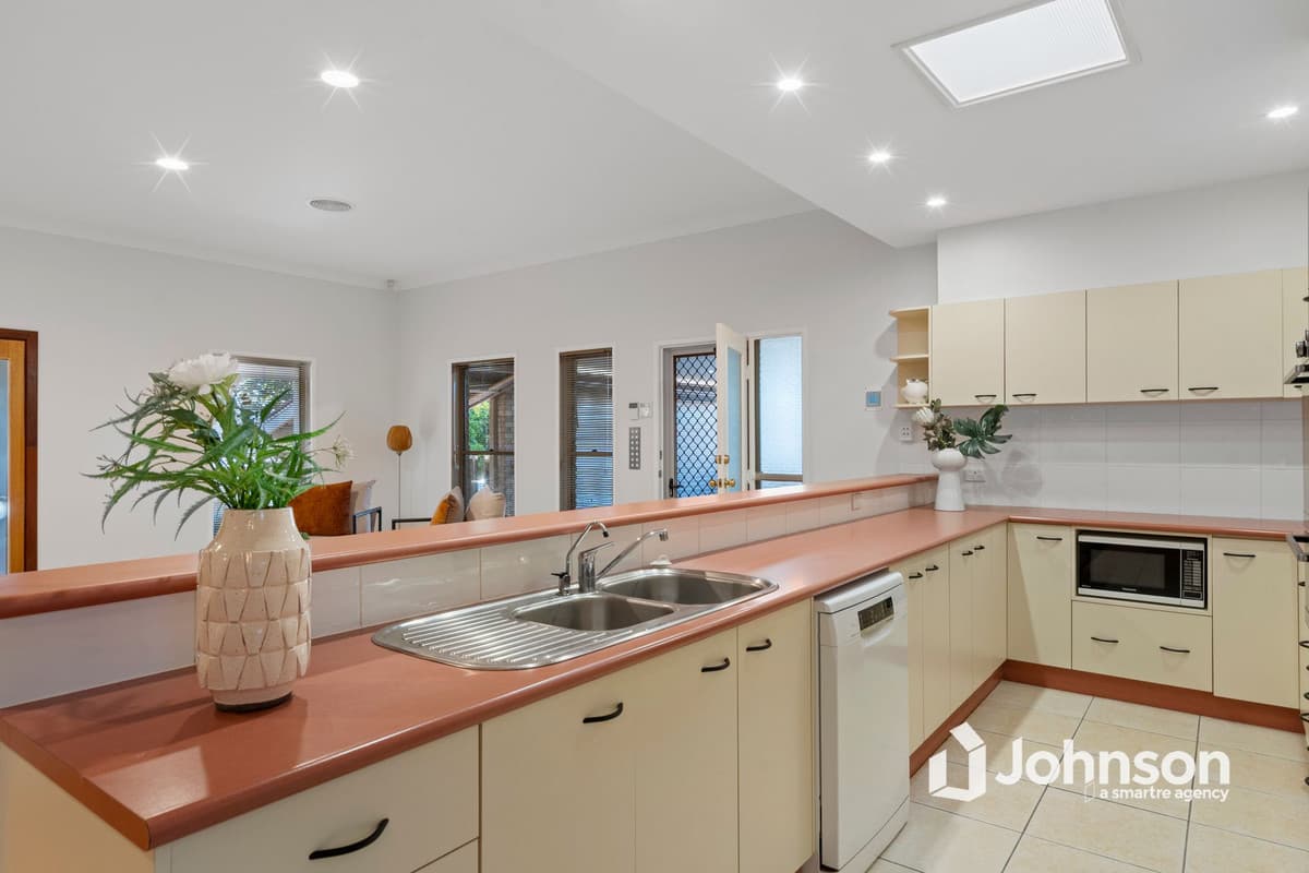 14 Murdock Place Wakerley, Wakerley - Thumbnail 2