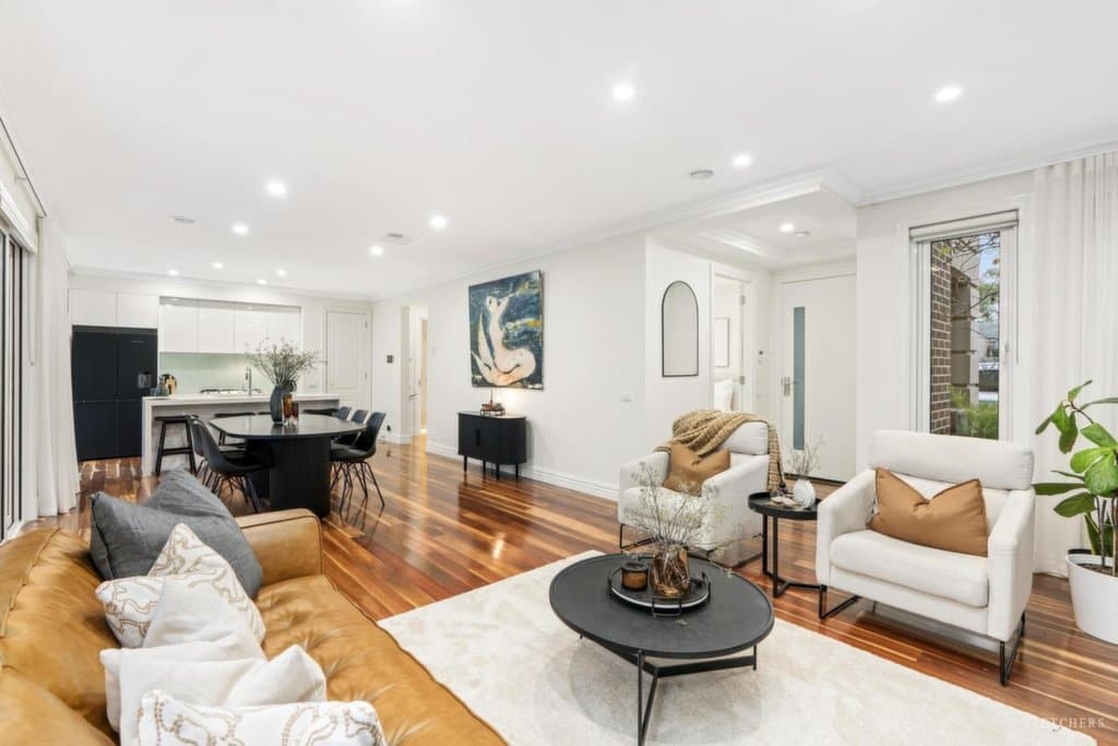 3/18 Rangeview Grove, Balwyn North - Thumbnail 2