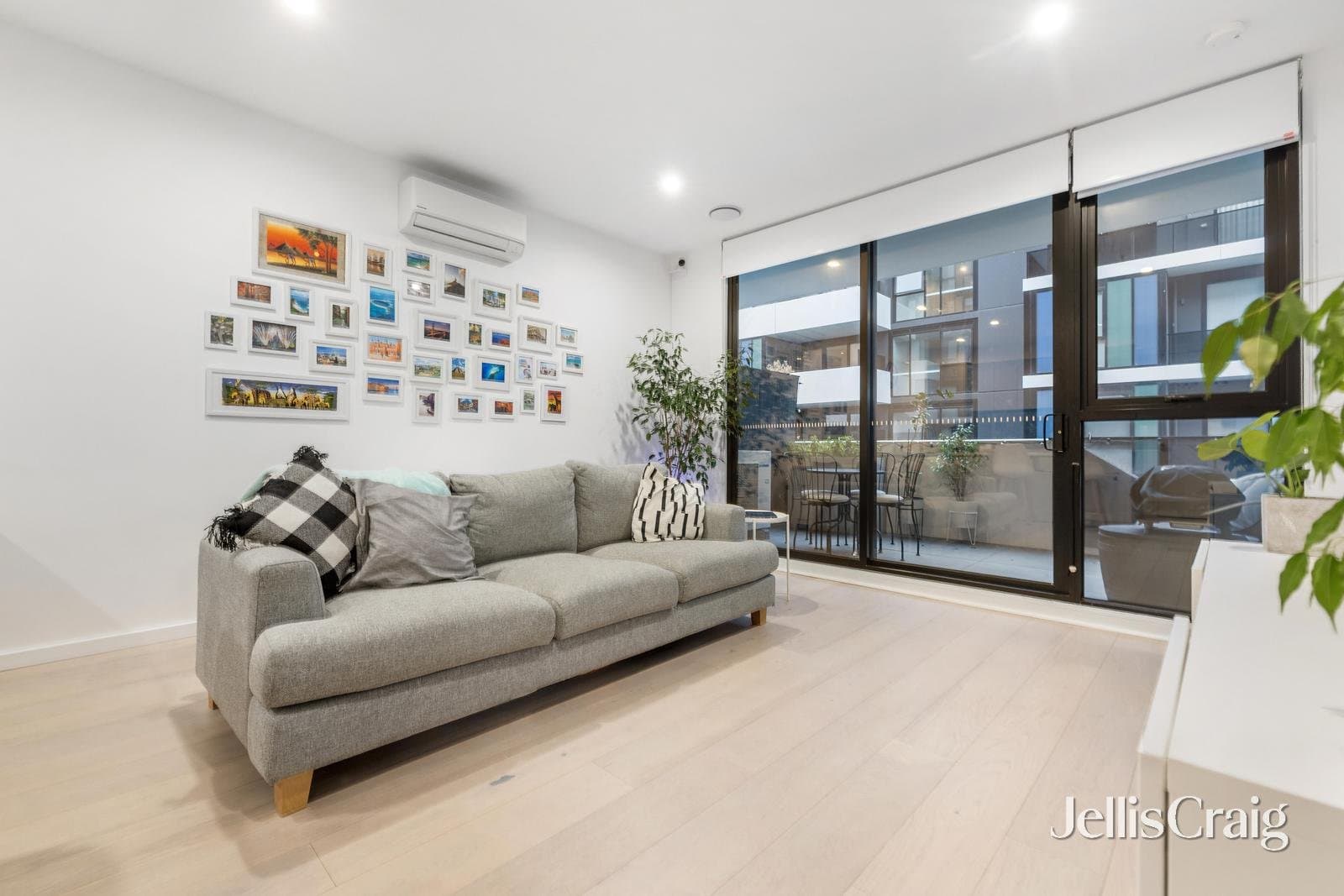 207/166 Whitehorse Road, Blackburn, Blackburn - Thumbnail 5