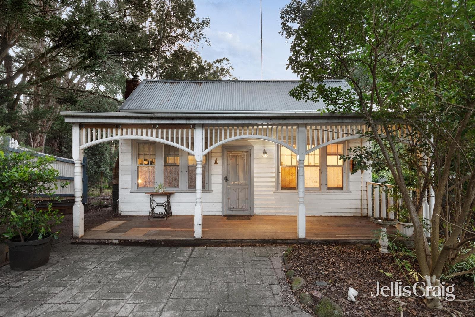 631 Heidelberg Kinglake Road, Hurstbridge, Hurstbridge - Thumbnail 2