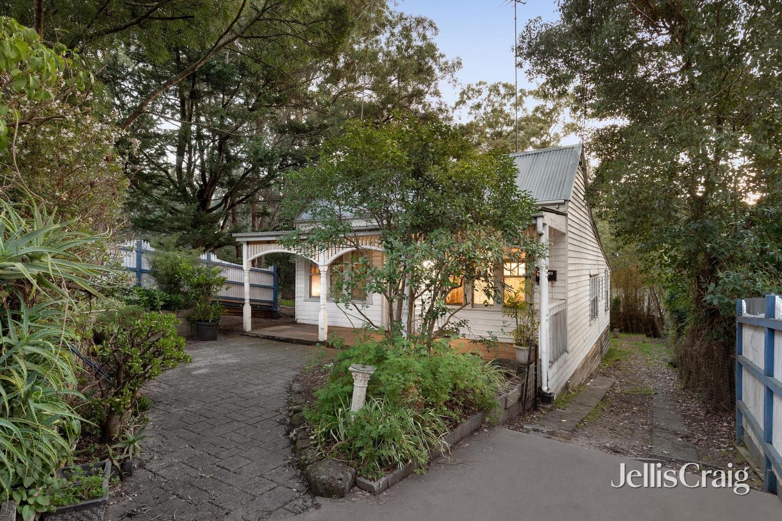 631 Heidelberg Kinglake Road, Hurstbridge, Hurstbridge - Thumbnail 3