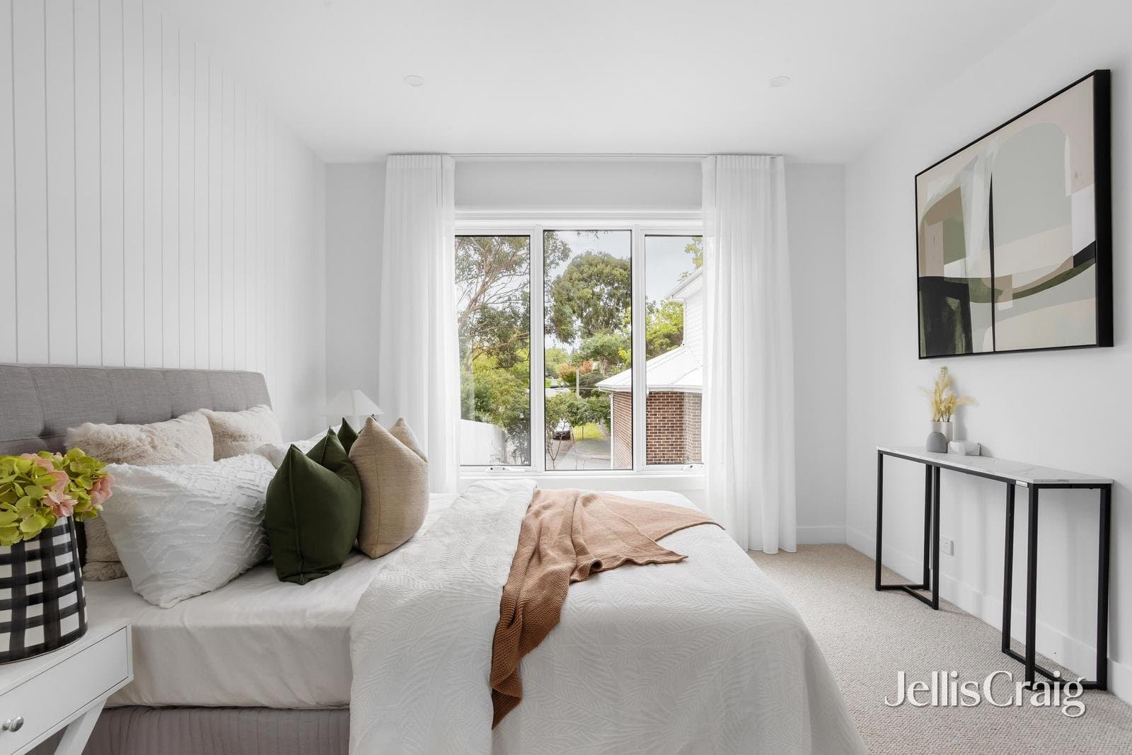 10 Kingston Road, Surrey Hills, Surrey Hills - Thumbnail 8