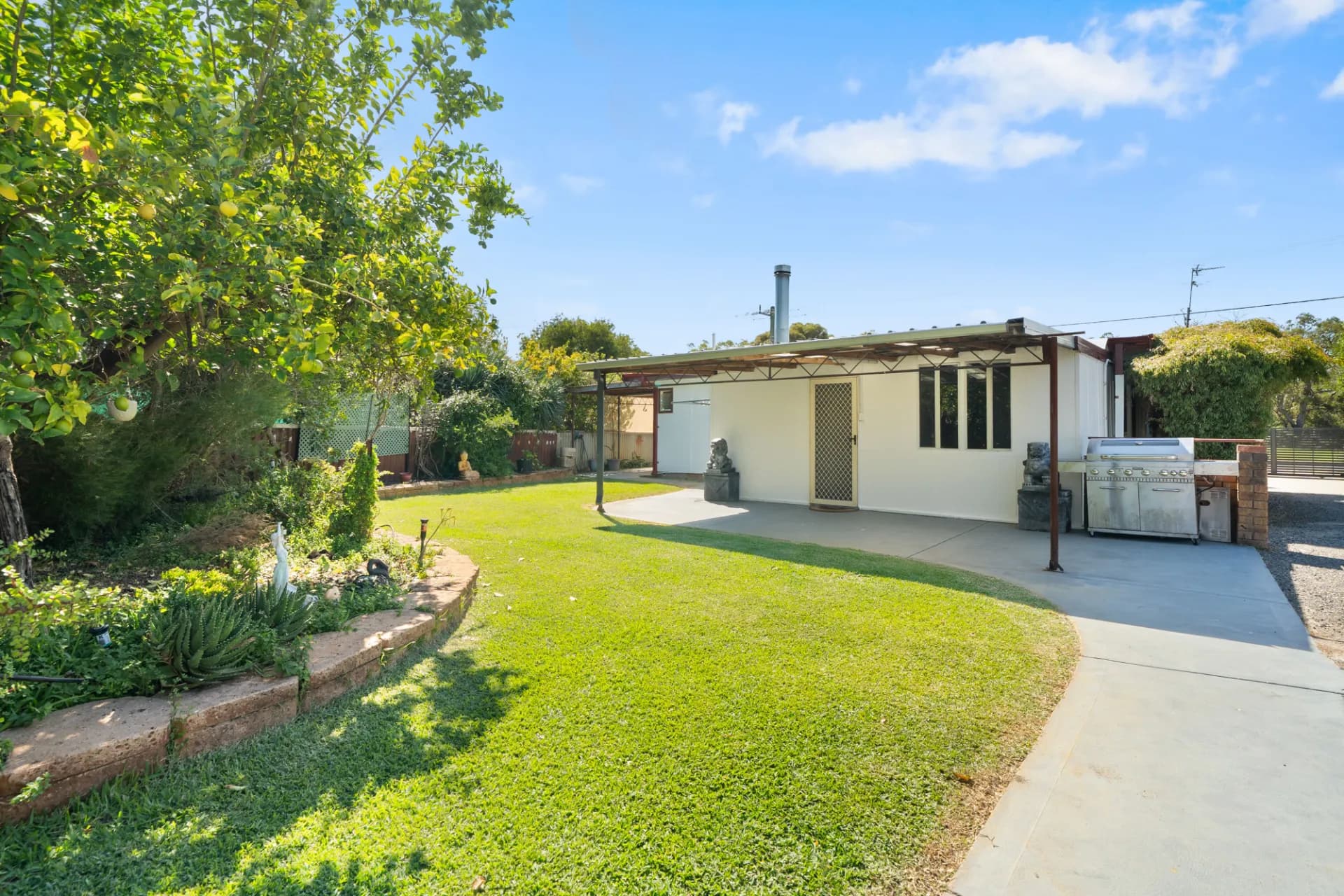 18 Birchley Road, Coodanup, WA, Coodanup - Thumbnail 3