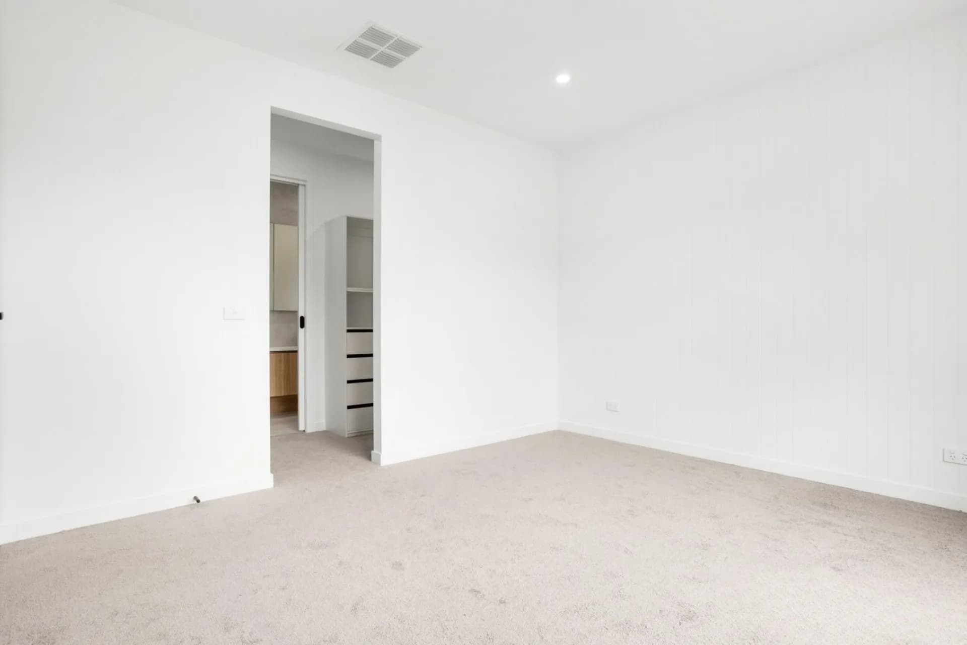 6 Sinopia Street, Tarneit, VIC, Tarneit - Thumbnail 2