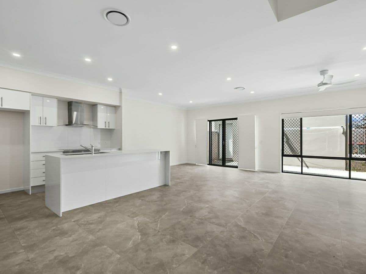 7 Coventry Lane, JOYNER, Joyner - Thumbnail 4