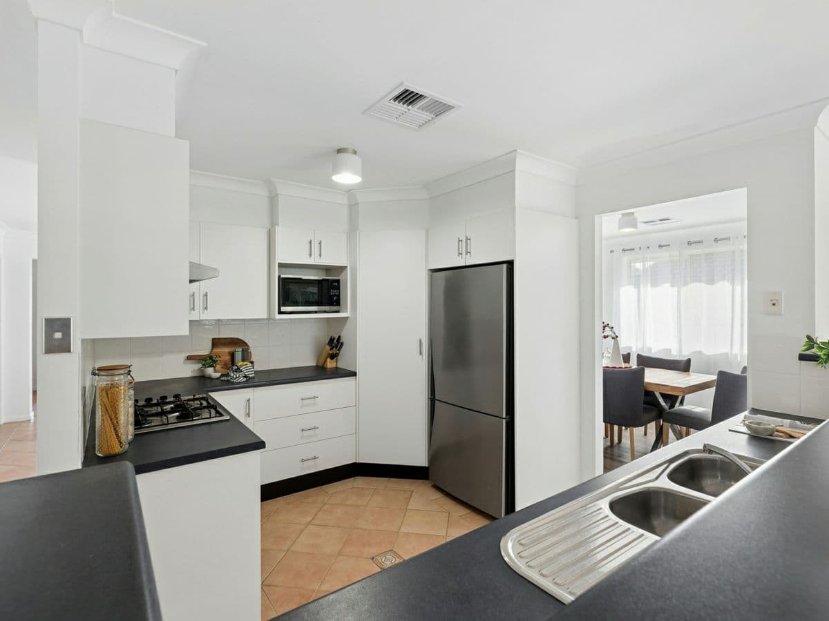 28 Brumby Crescent, MARYLAND, Maryland - Thumbnail 2