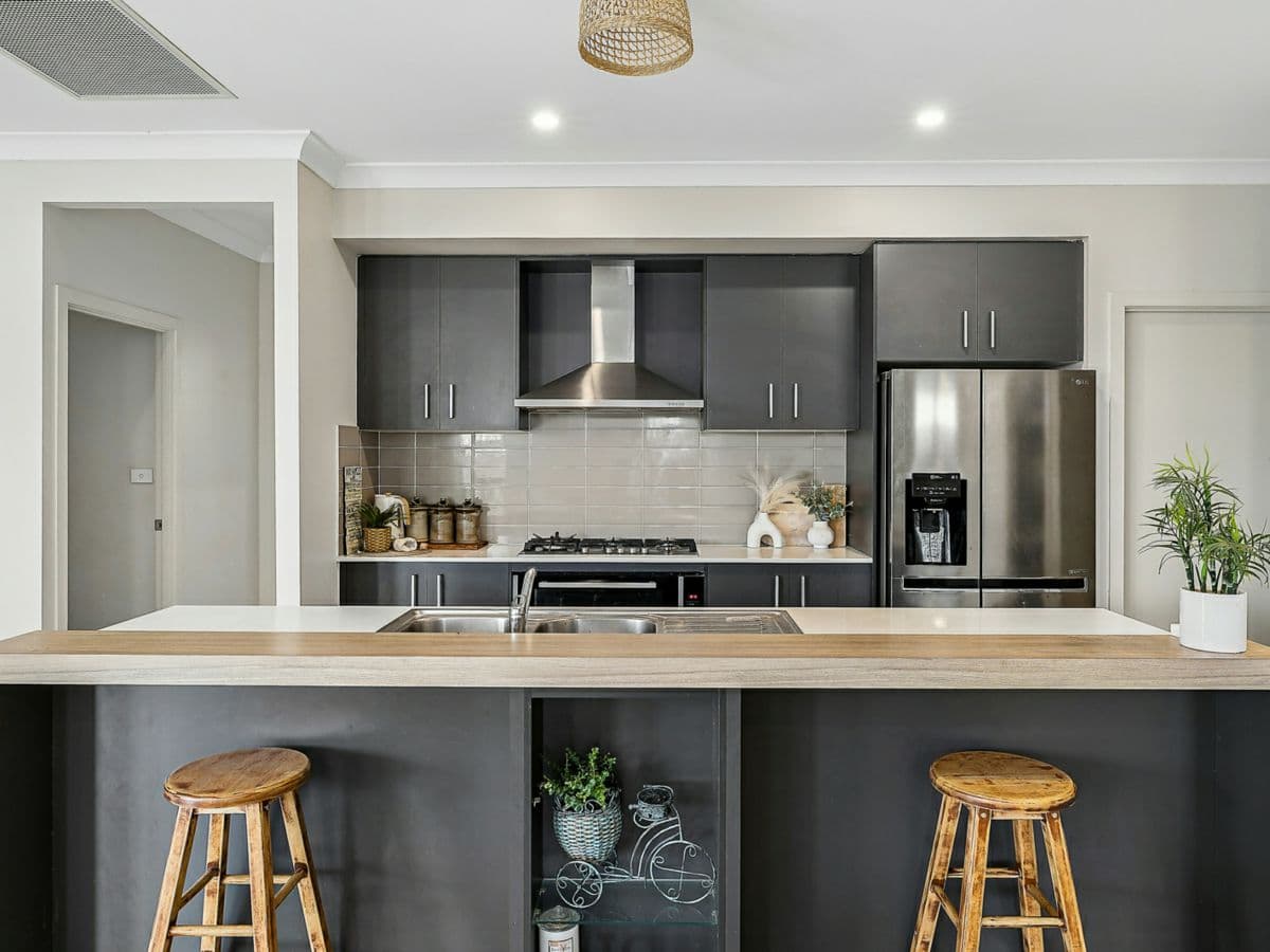 15B Irvine Street, ELDERSLIE, Elderslie - Thumbnail 3