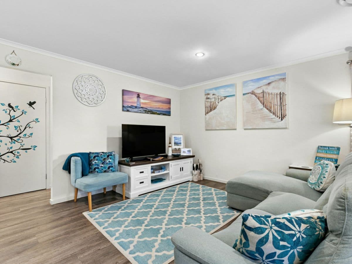 2 Geebung Court, MERIDAN PLAINS, Meridan Plains - Thumbnail 5