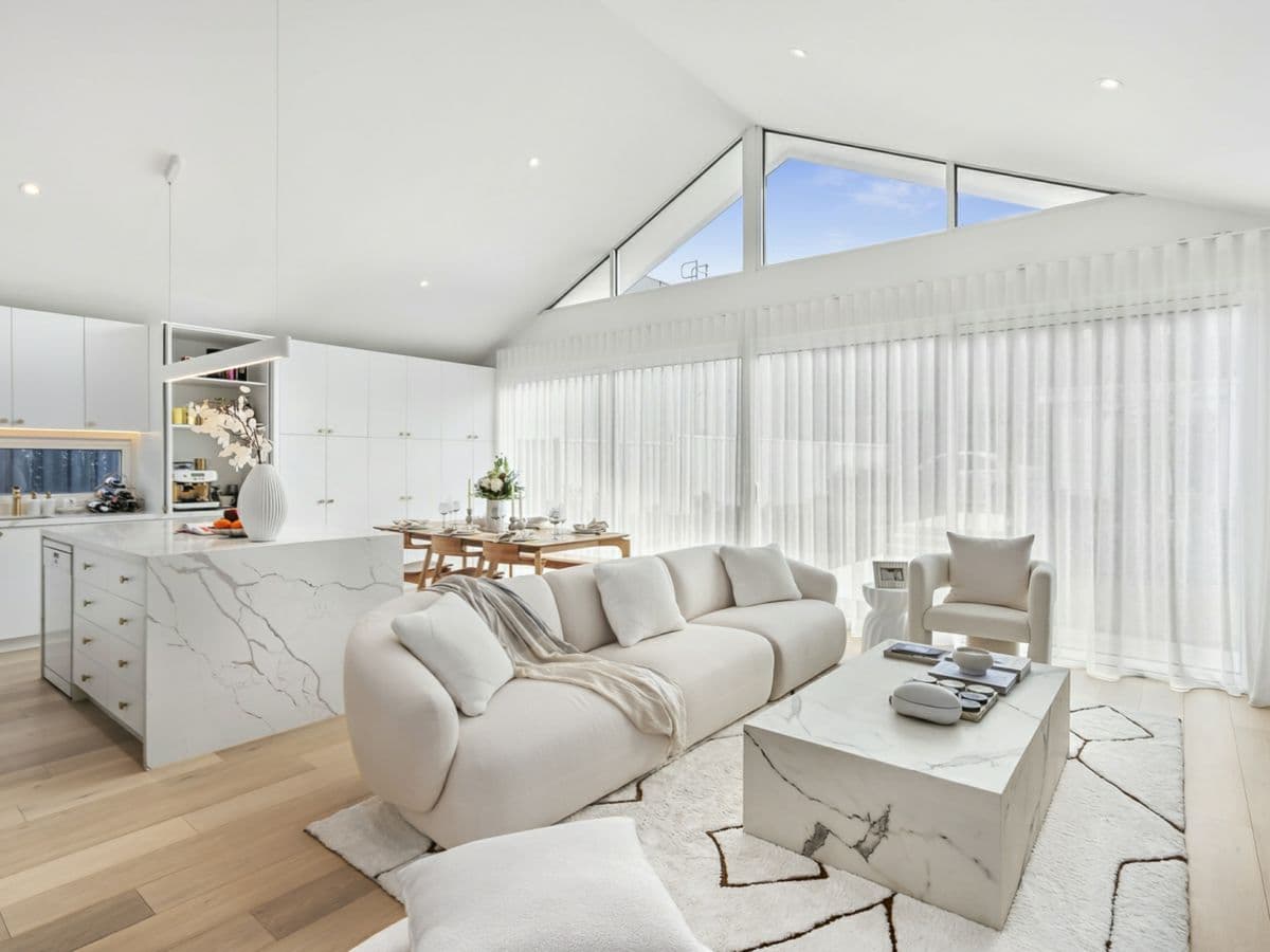 1 Maud Street, GEELONG, Geelong - Thumbnail 2