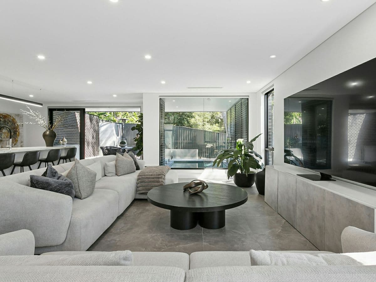 124A Sandakan Road, REVESBY HEIGHTS, Revesby Heights - Thumbnail 2