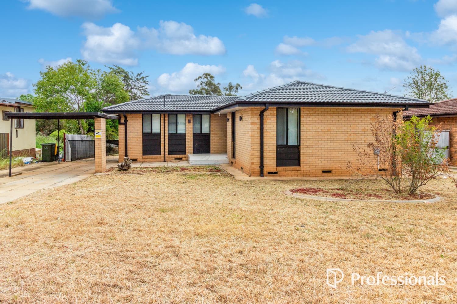 32 Callaghan Street, Ashmont NSW 2650, Ashmont - Image 1