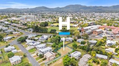 3/11 Jeffries Street, THE RANGE, QLD 4700, The Range - Image 1