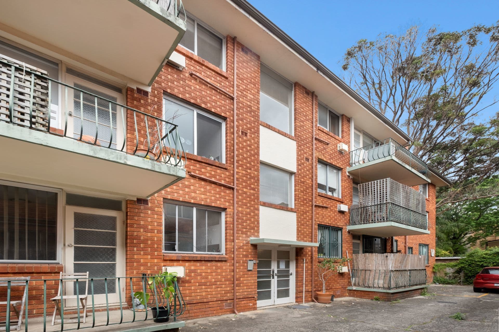9/64a Cambridge Street, Stanmore - Image 1