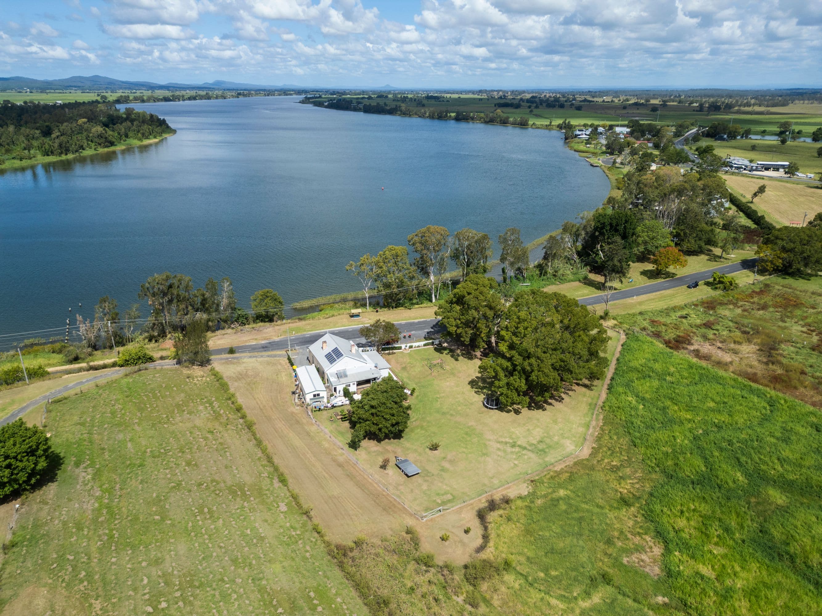31 Rutland Street, Lawrence - Thumbnail 4