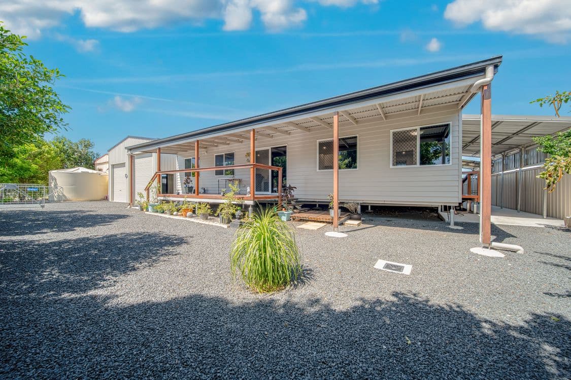 4 Amber Street, EMERALD QLD 4720, Emerald - Thumbnail 4