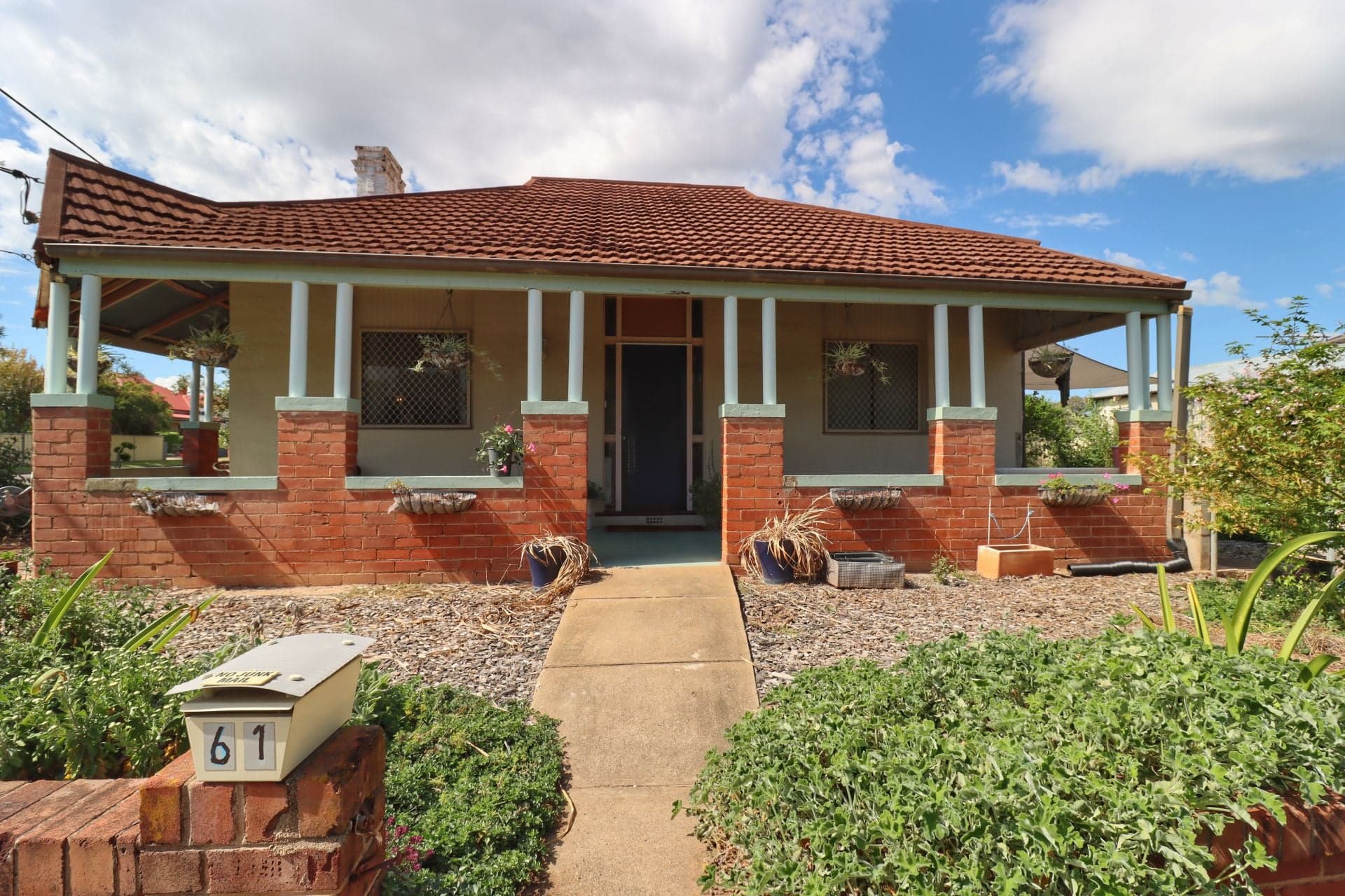 61 Brisbane Street, COWRA, Cowra - Thumbnail 2