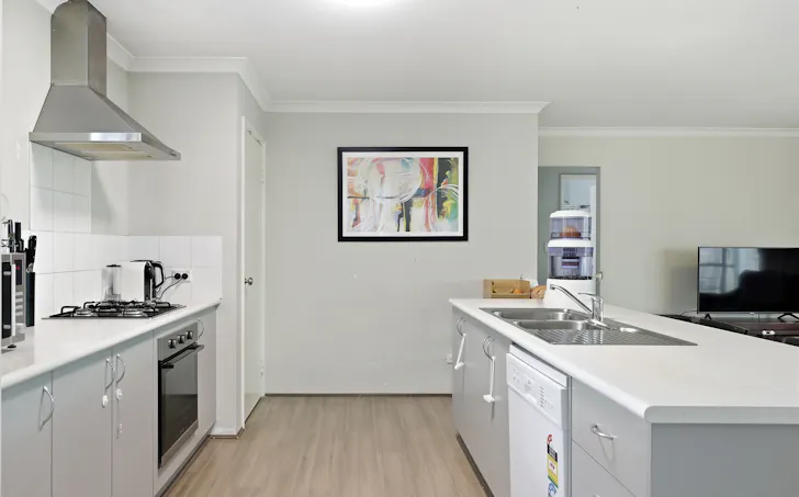 7 Stellaria Avenue, Halls Head, WA, 6210, Halls Head - Thumbnail 5