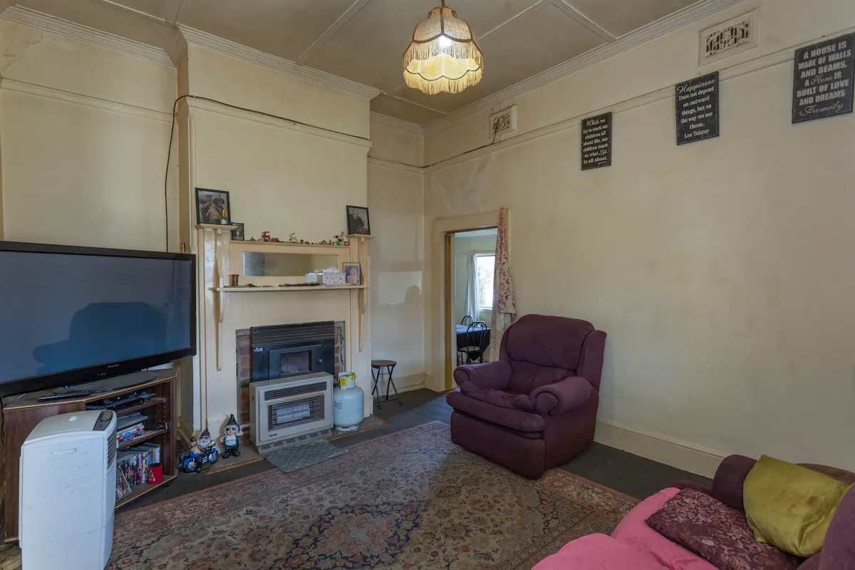 17 Parkes Street, Cowra, NSW, 2794, Cowra - Thumbnail 4