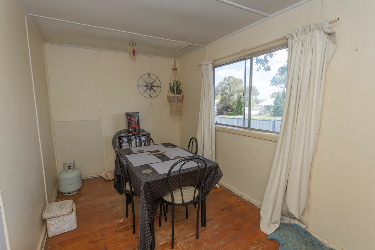 17 Parkes Street, Cowra, NSW, 2794, Cowra - Thumbnail 8