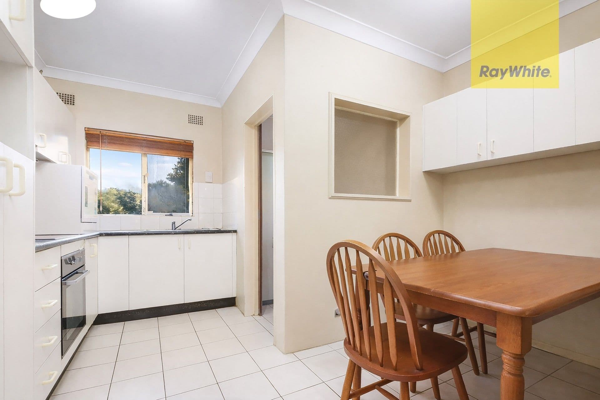 11/2 Iron Street, North Parramatta NSW 2151, North Parramatta - Thumbnail 3