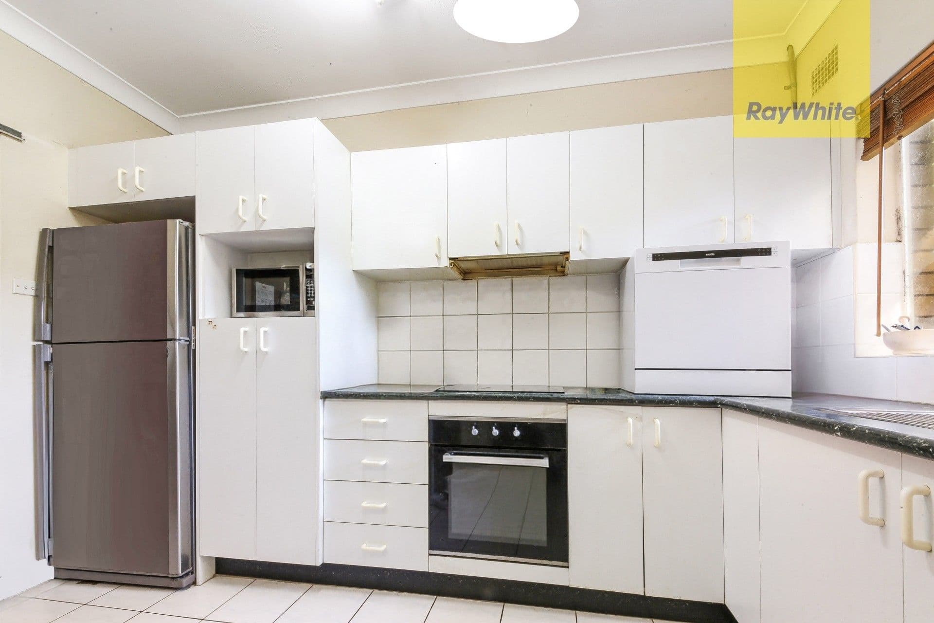 11/2 Iron Street, North Parramatta NSW 2151, North Parramatta - Thumbnail 4