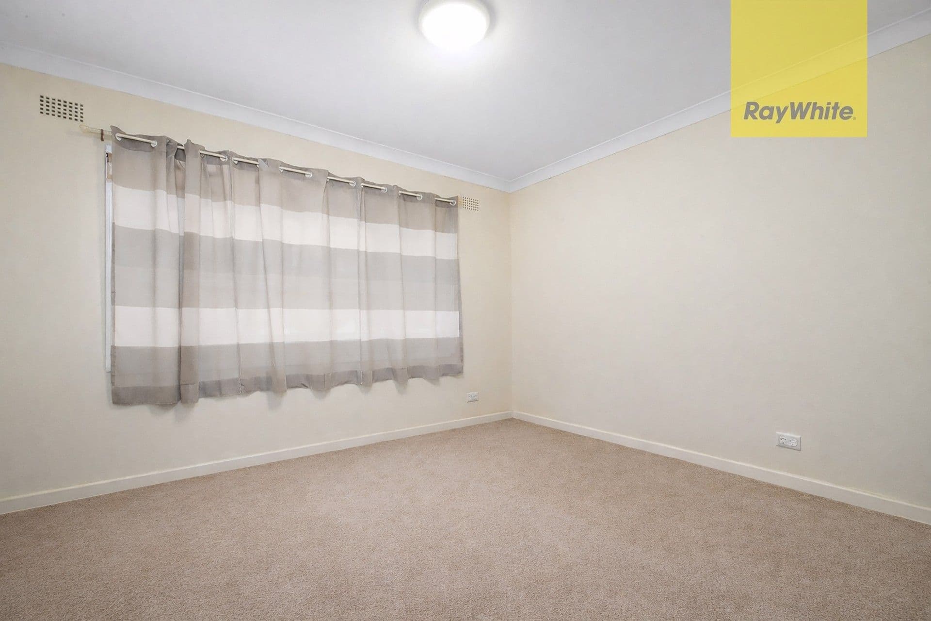 11/2 Iron Street, North Parramatta NSW 2151, North Parramatta - Thumbnail 5