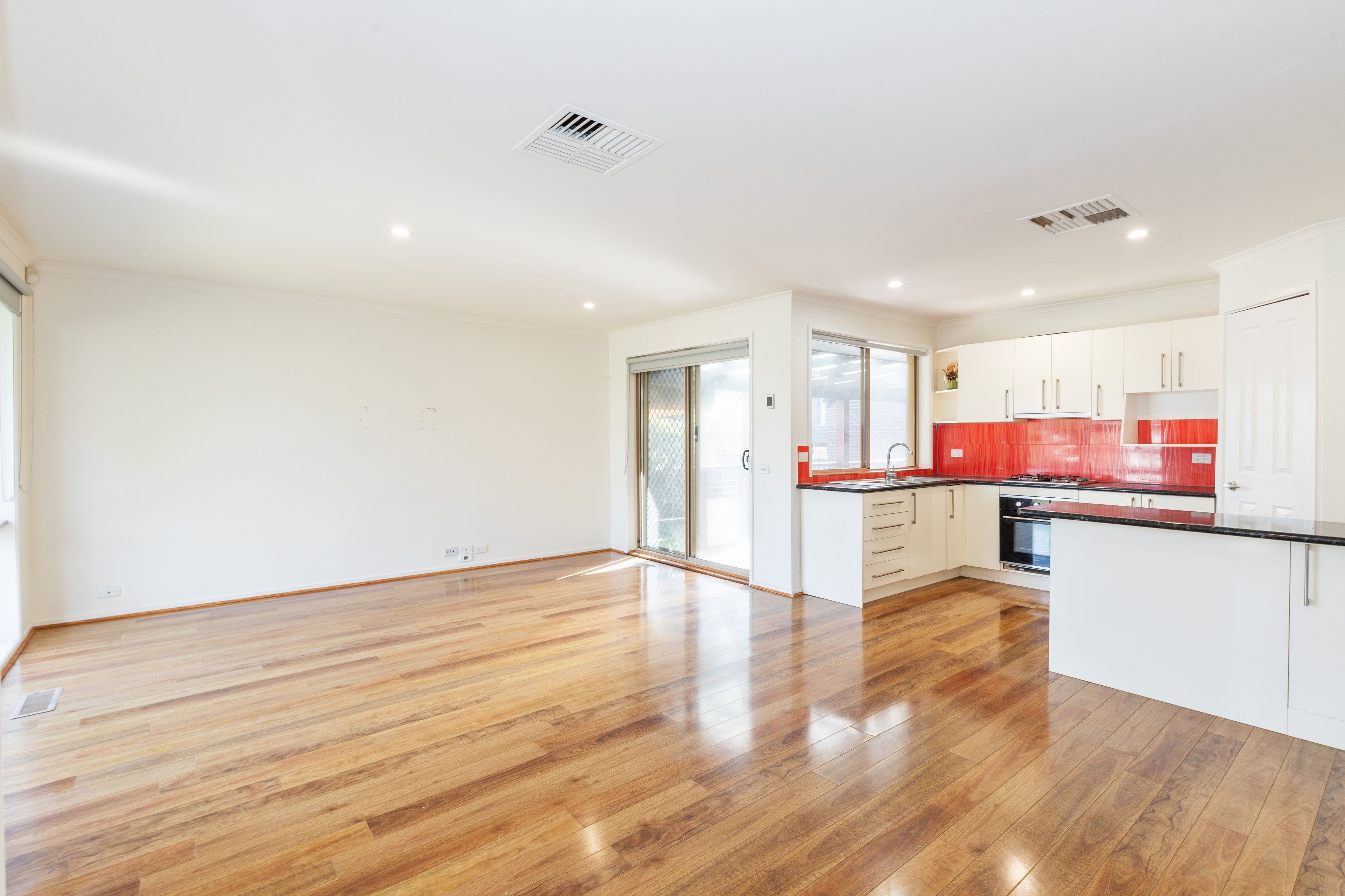 81 Luscombe Avenue, Carrum Downs VIC 3201, Carrum Downs - Thumbnail 3