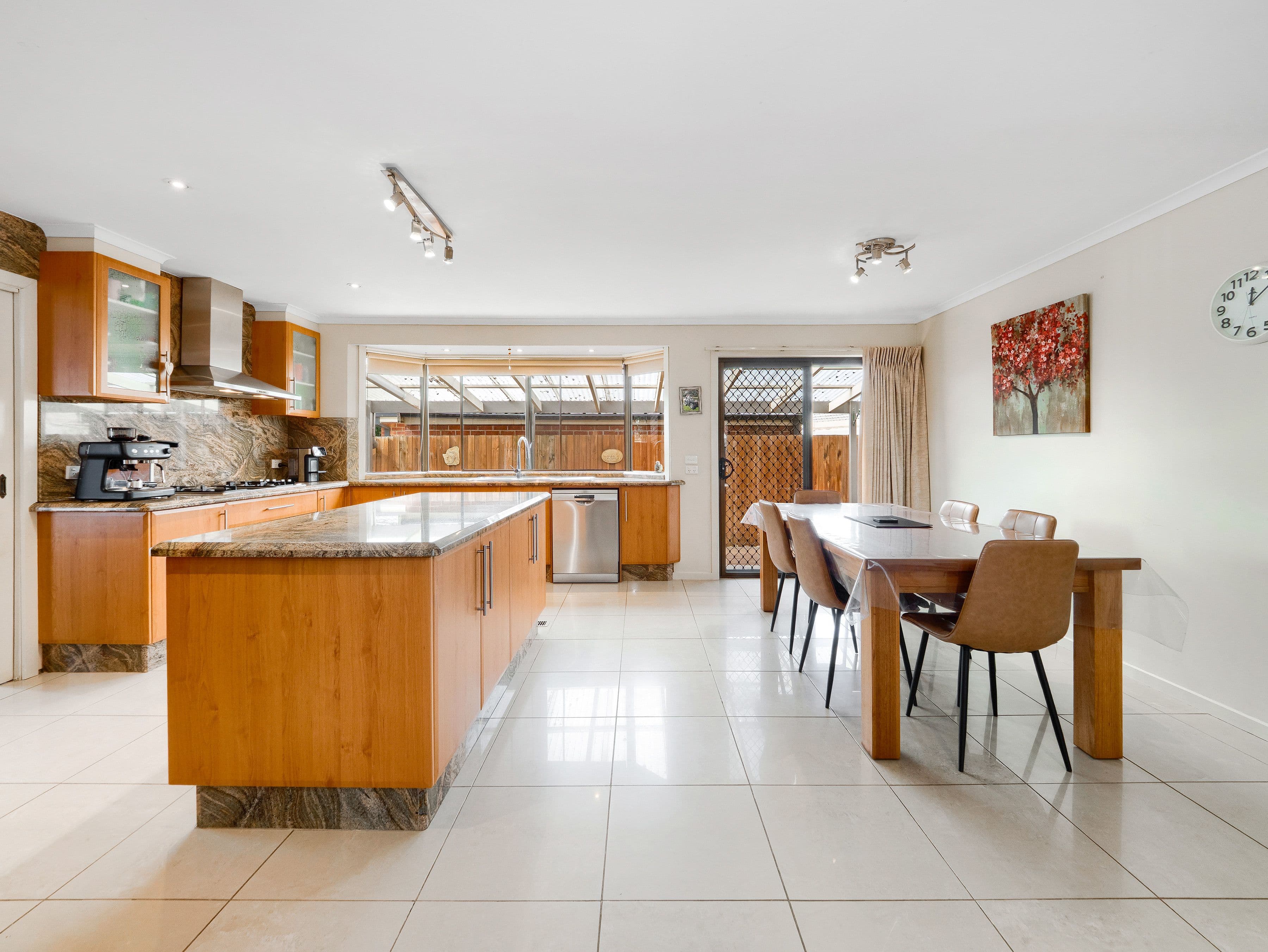 22 Elizabeth Street, Cranbourne North VIC 3977, Cranbourne North - Thumbnail 7