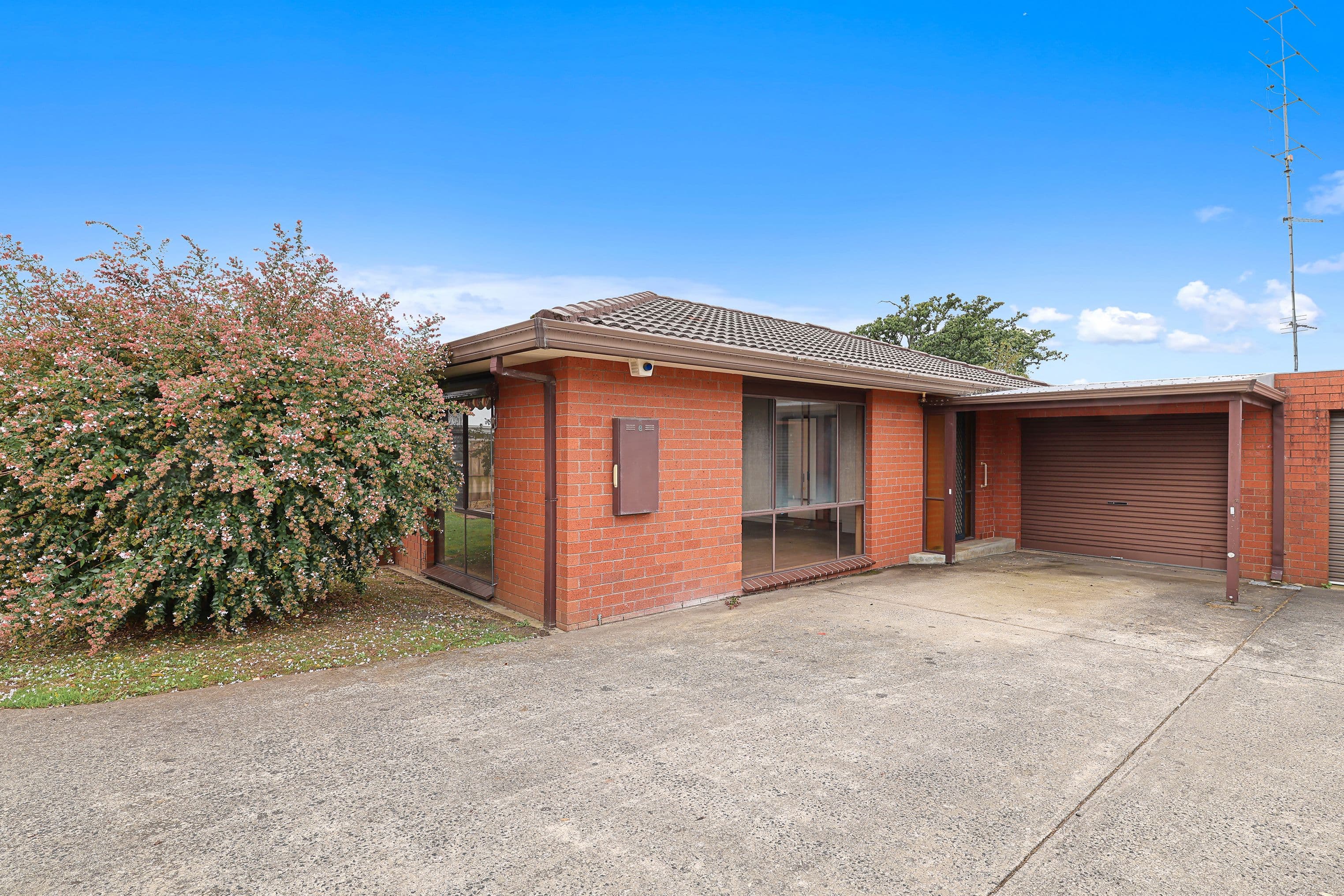 9/10-12 Bellingham Street, Leongatha VIC 3953, Leongatha - Image 1