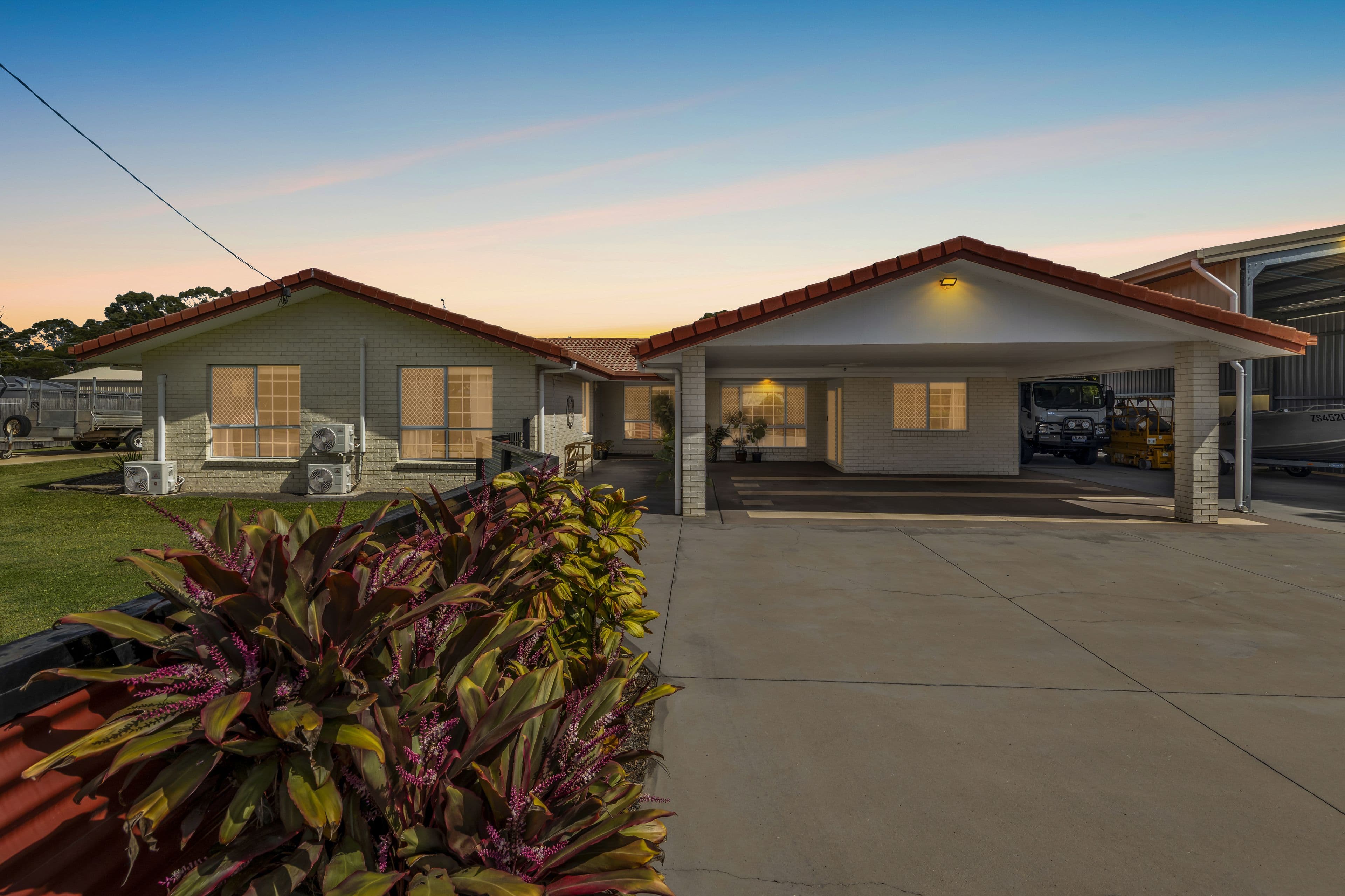 4 Squire Street, Kawungan QLD 4655, Kawungan - Image 1