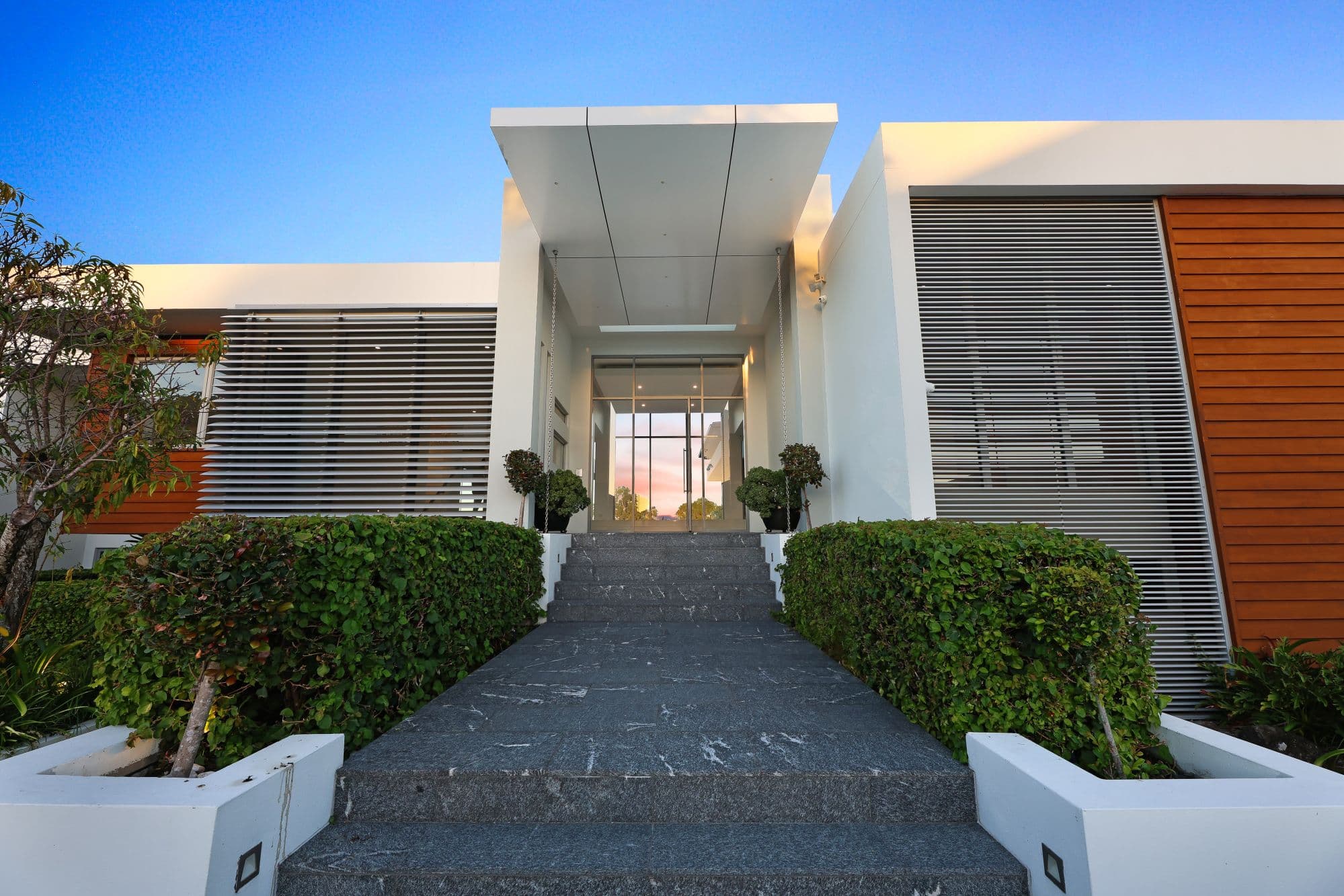 2102 The Circle, Sanctuary Cove QLD 4212, Sanctuary Cove - Thumbnail 3