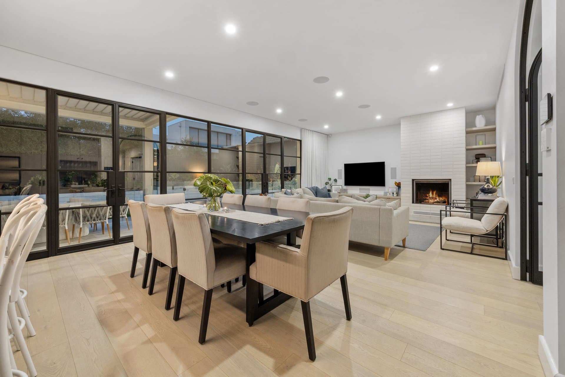 52 Hayes Road, Strathmore - Thumbnail 5