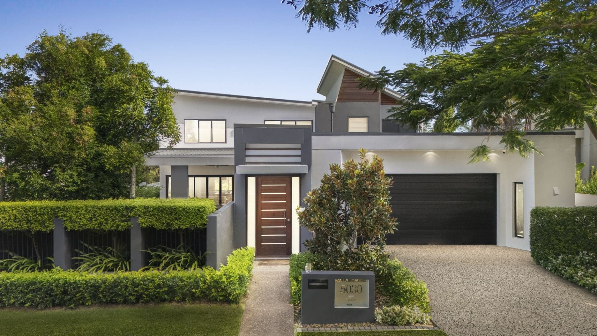 5030 Emerald Island Drive, Carrara, Carrara - Thumbnail 3
