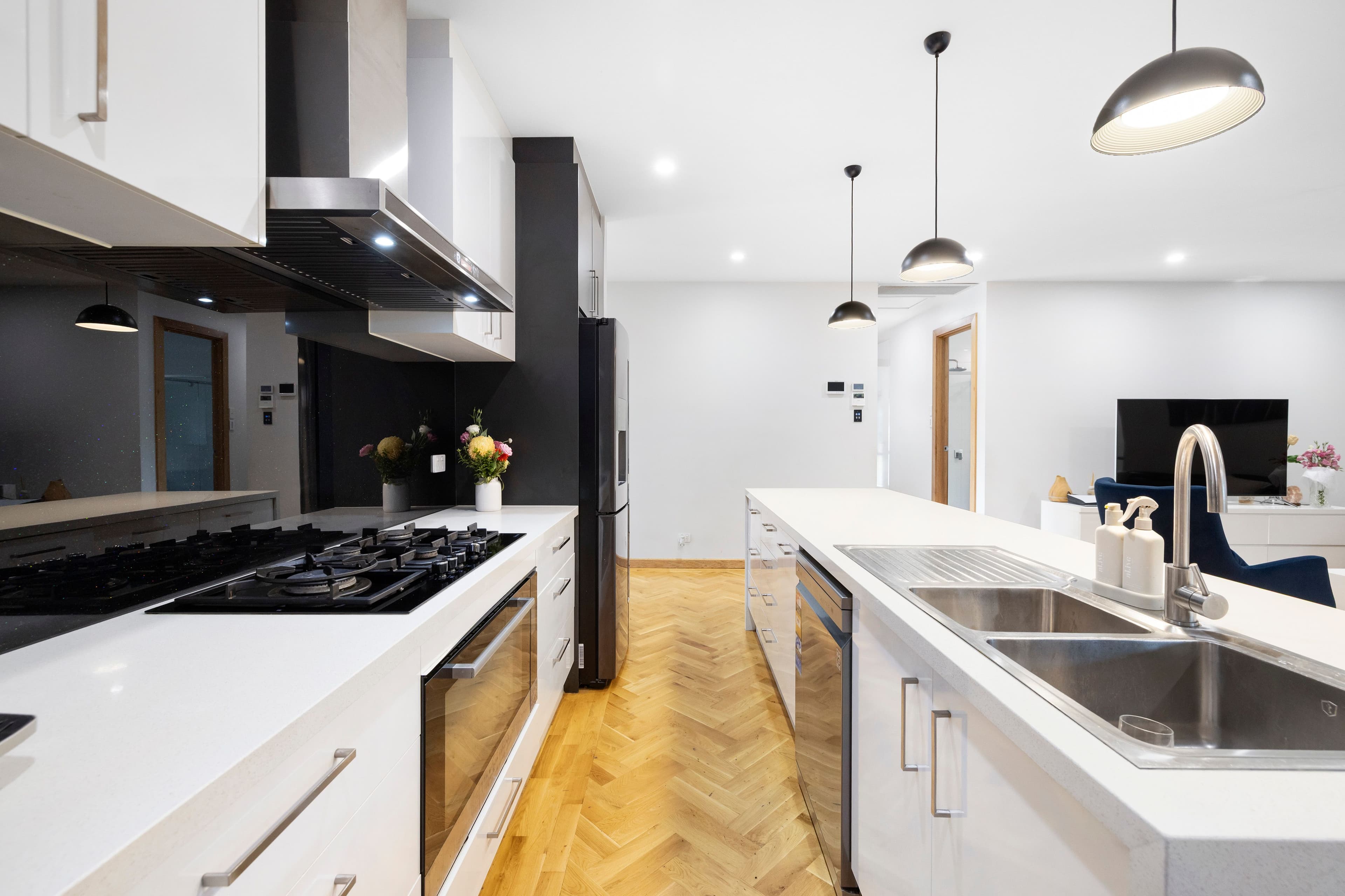 10A Pudney Street, Seaton SA 5023, Seaton - Thumbnail 4
