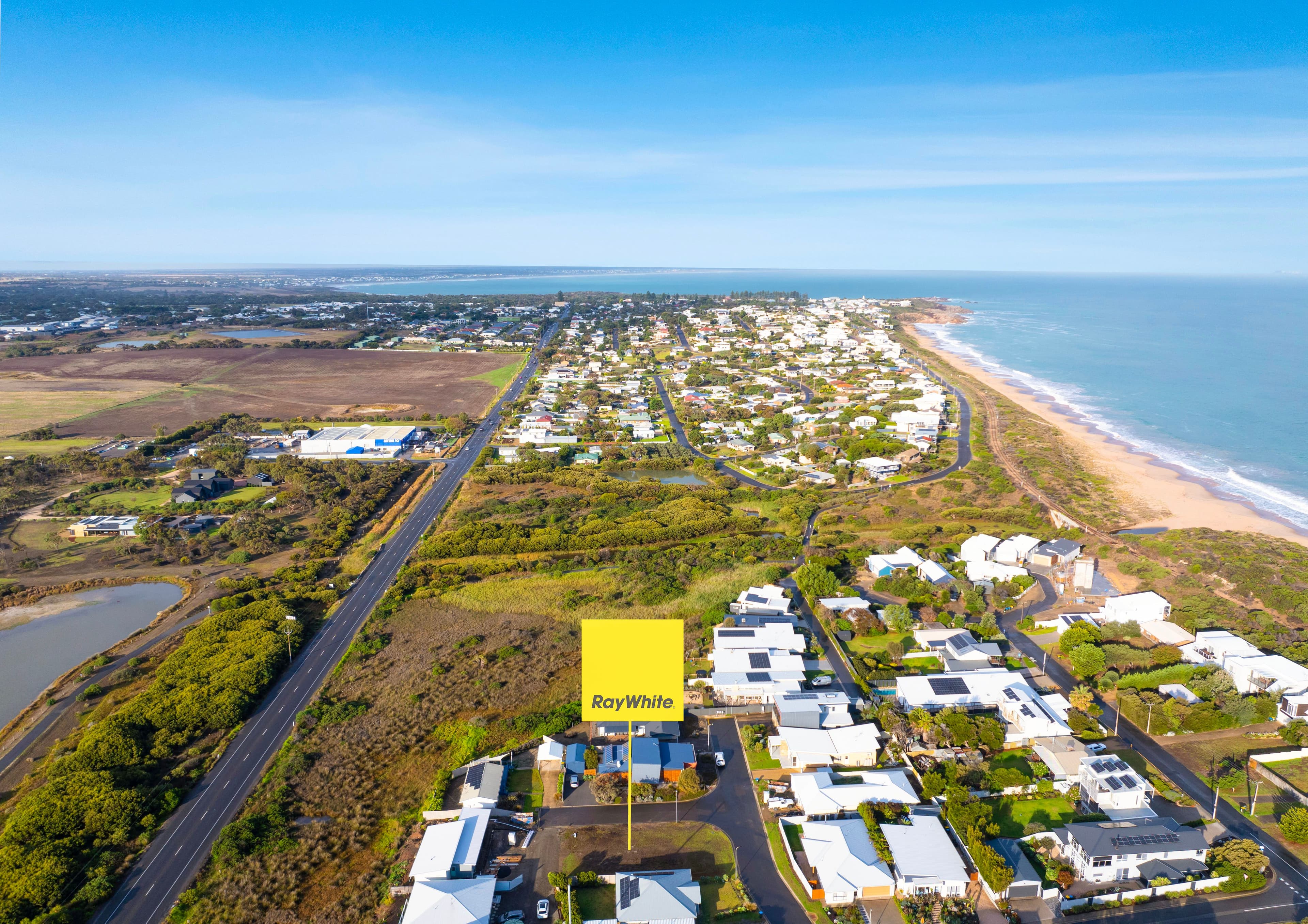 10 Albatross Avenue, CHITON SA 5211, Chiton - Thumbnail 4