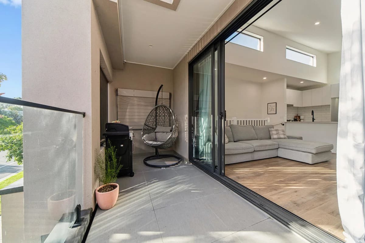 20F Russell Street, Cranbourne VIC 3977, Cranbourne - Thumbnail 8