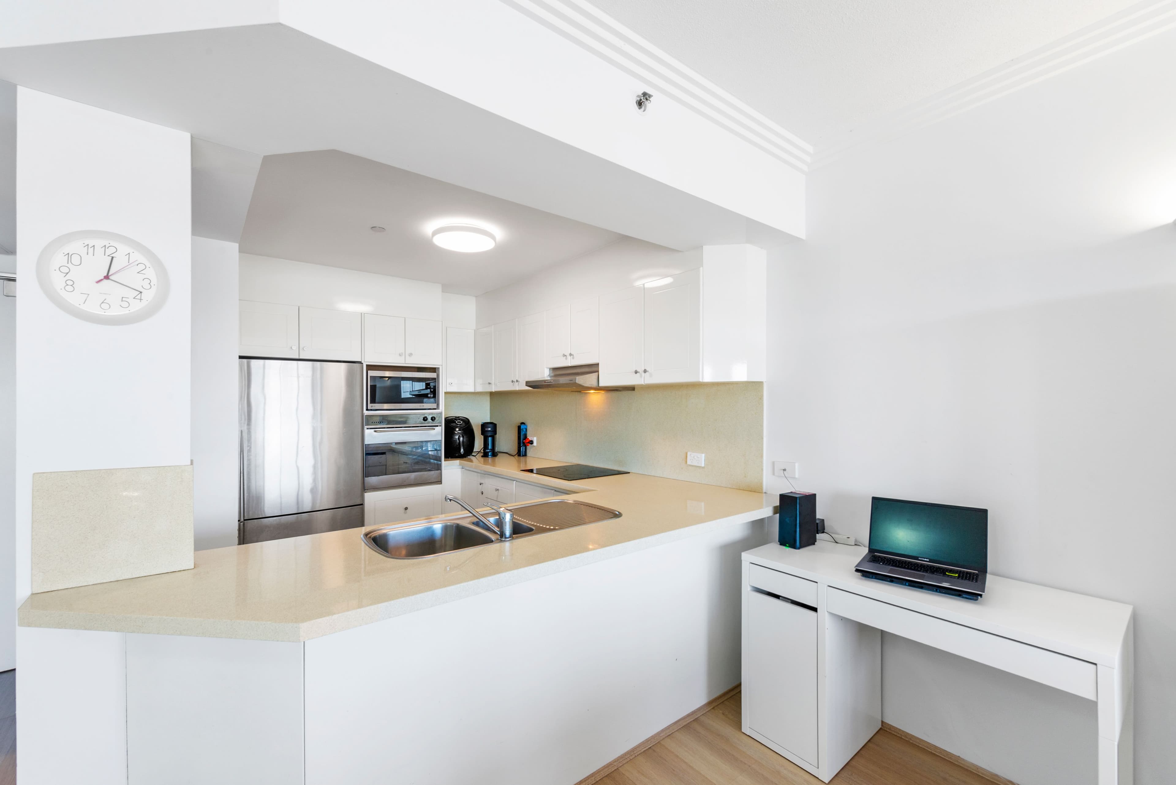 904/5-19 Palm Avenue, Surfers Paradise QLD 4217, Surfers Paradise - Thumbnail 7