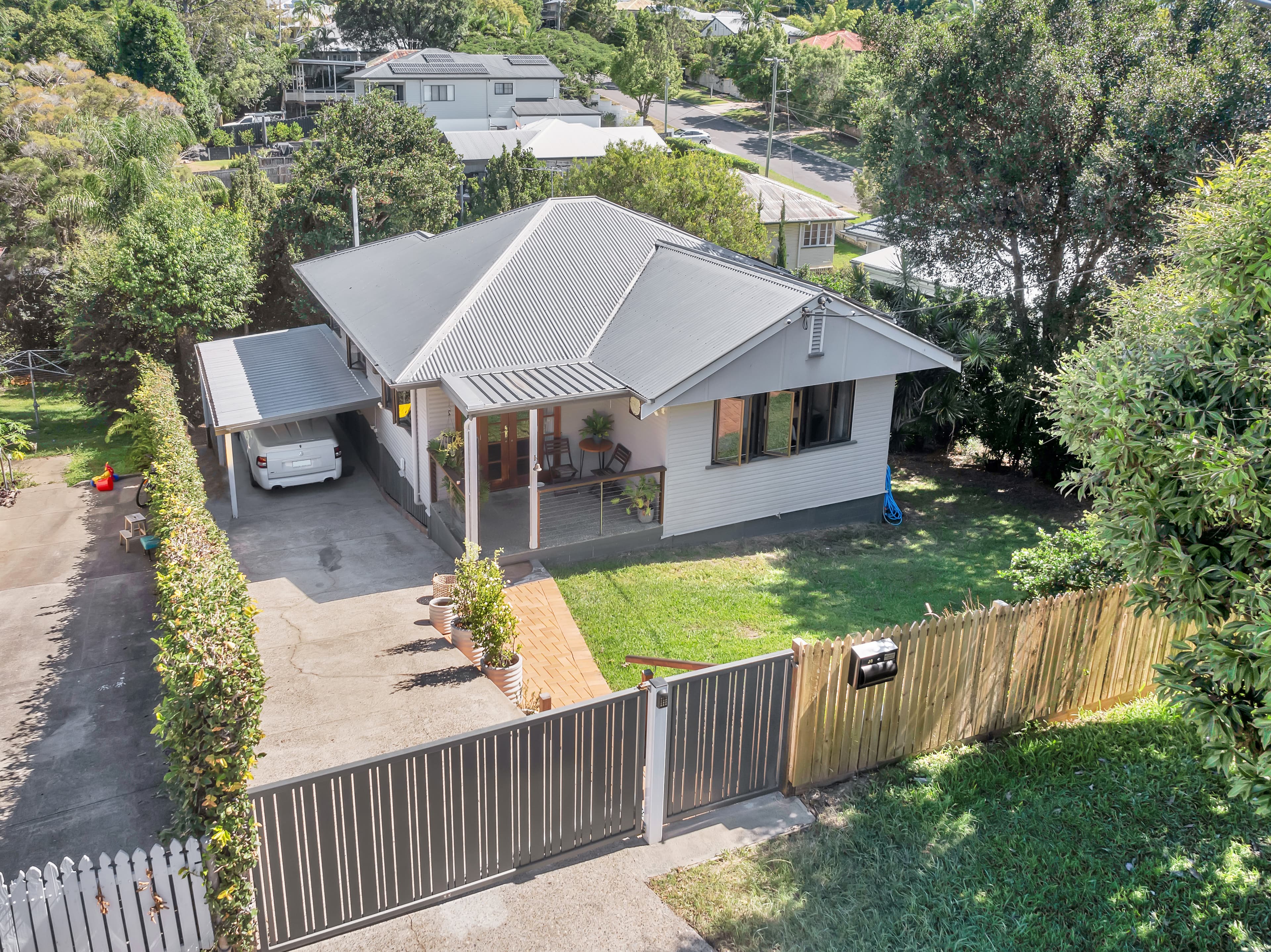 28 Floral Street, Mount Gravatt East, Mount Gravatt East - Image 1