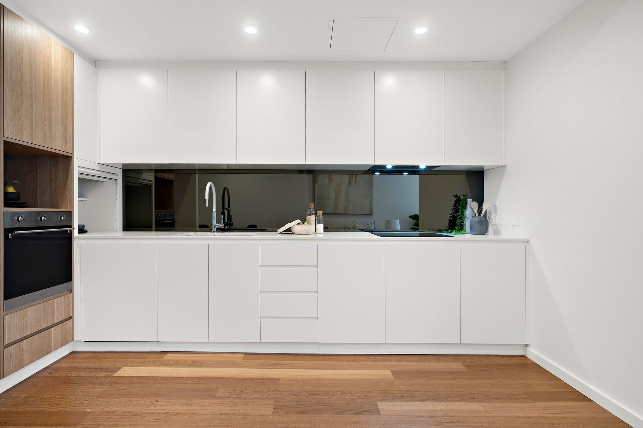 401/55 Currong Street North, Braddon ACT 2612, Braddon - Thumbnail 2
