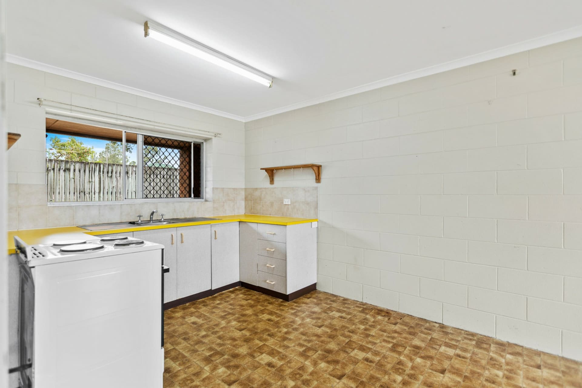 Unit 4/35 Beatrice Street, Atherton, Atherton - Thumbnail 6
