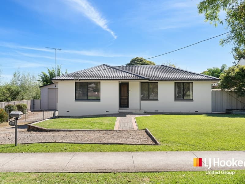 851 Montpelier Drive, The Oaks, The Oaks - Image 1