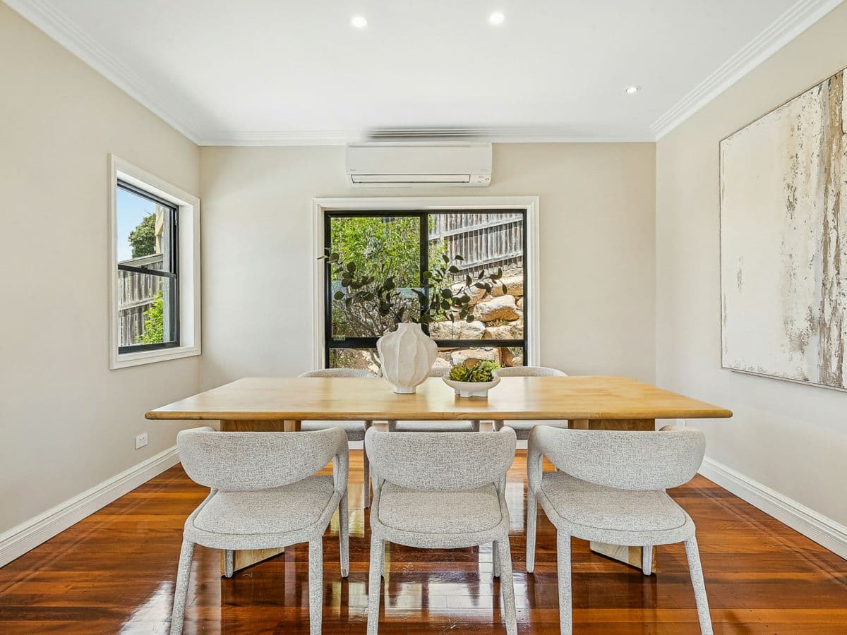 10 Tiara Close, MOUNT OMMANEY, Mount Ommaney - Thumbnail 6