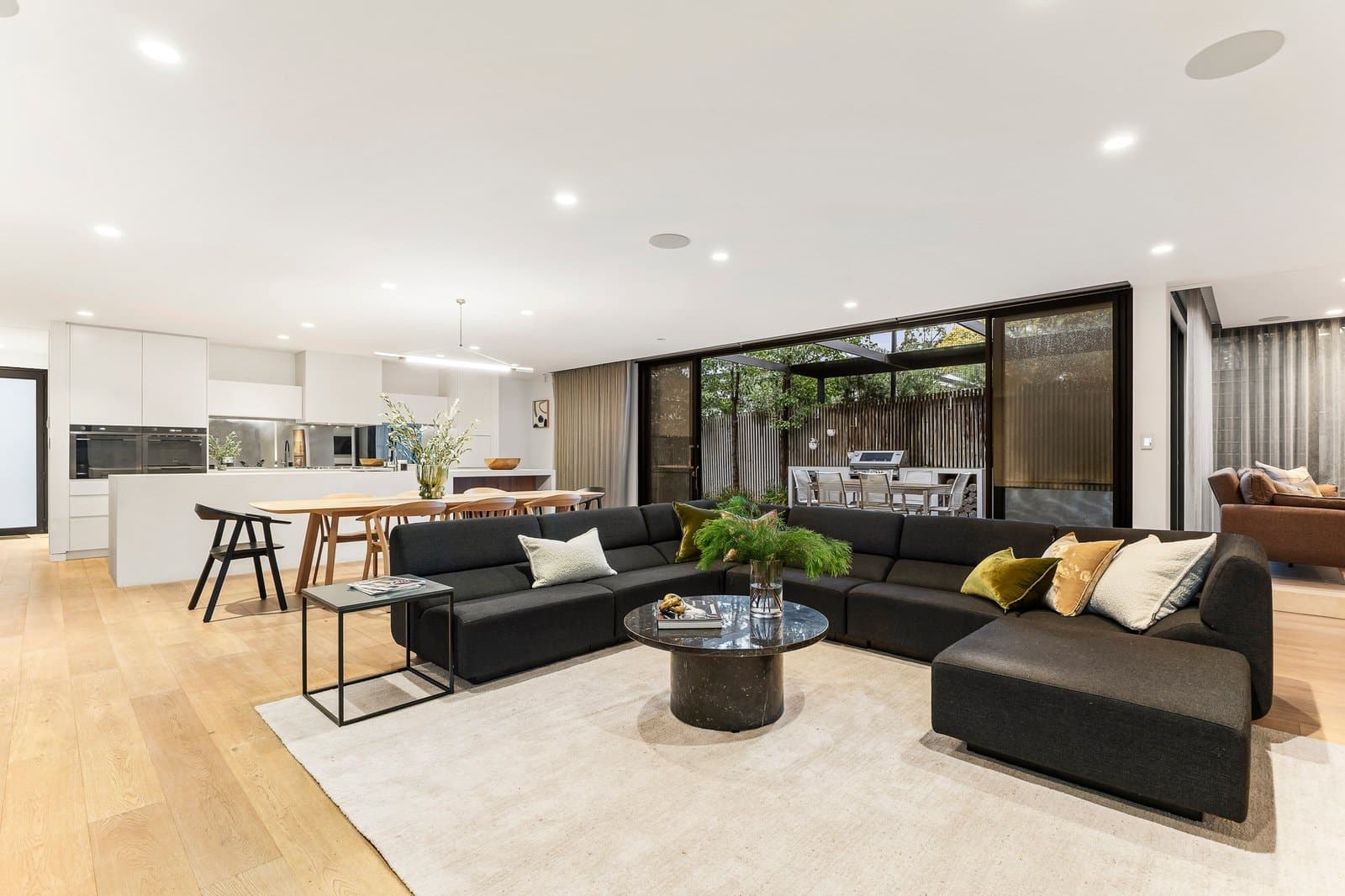 27A Fermanagh Road, Camberwell - Thumbnail 4