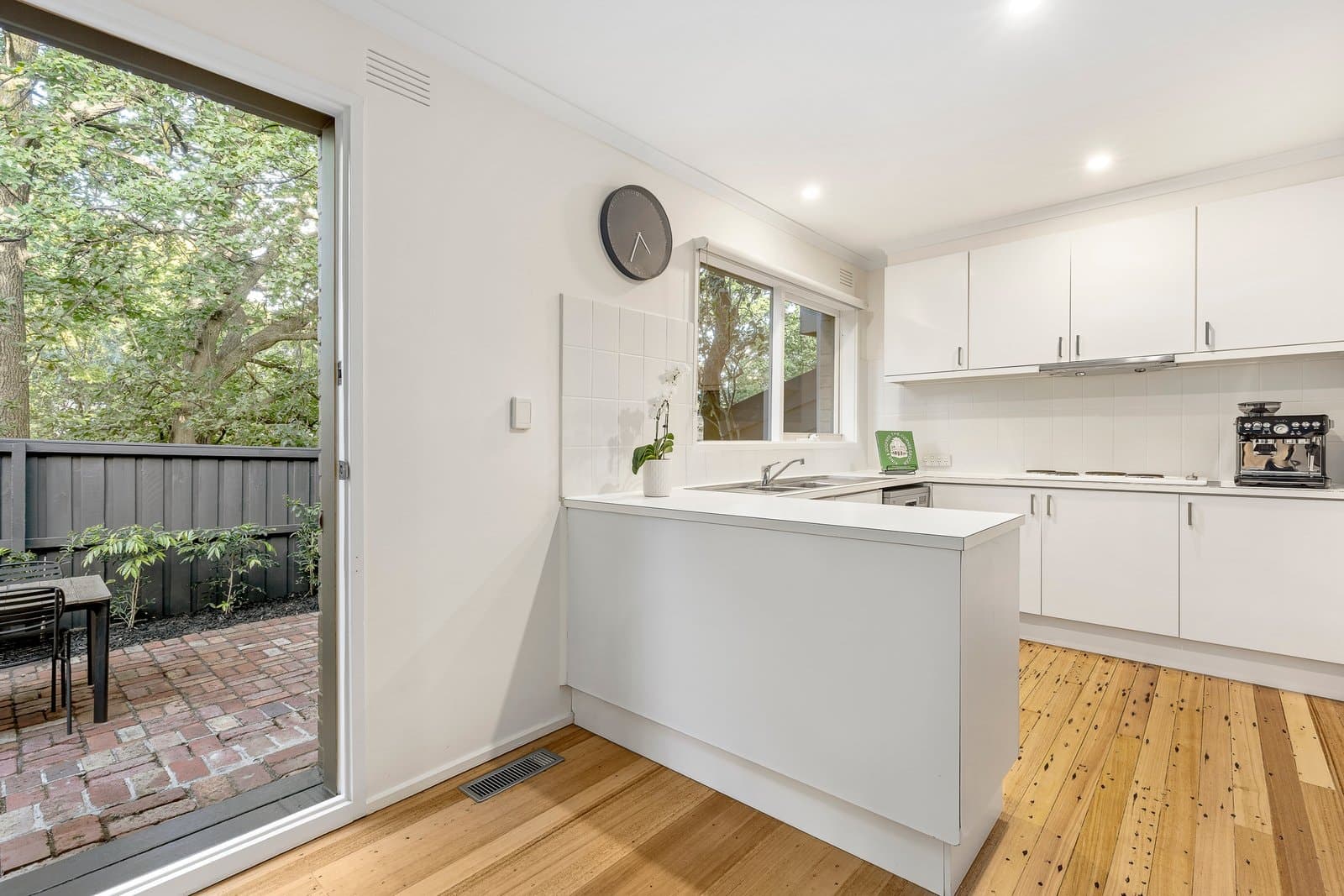 6/8-12 Weir Street, Balwyn - Thumbnail 5