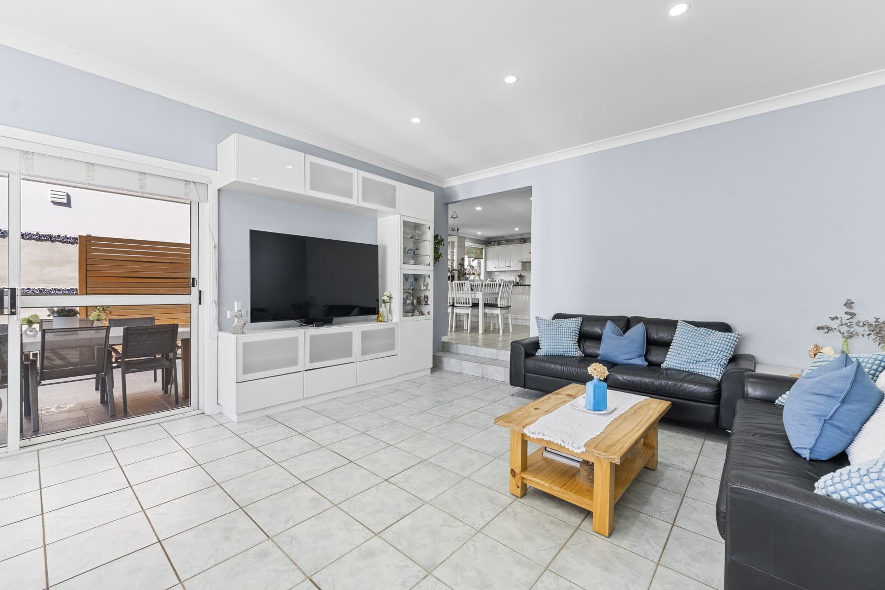 2/17 Mills Street, Merrylands - Thumbnail 2