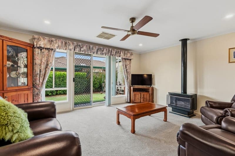 30 Hampton Drive, Oakden - Thumbnail 7