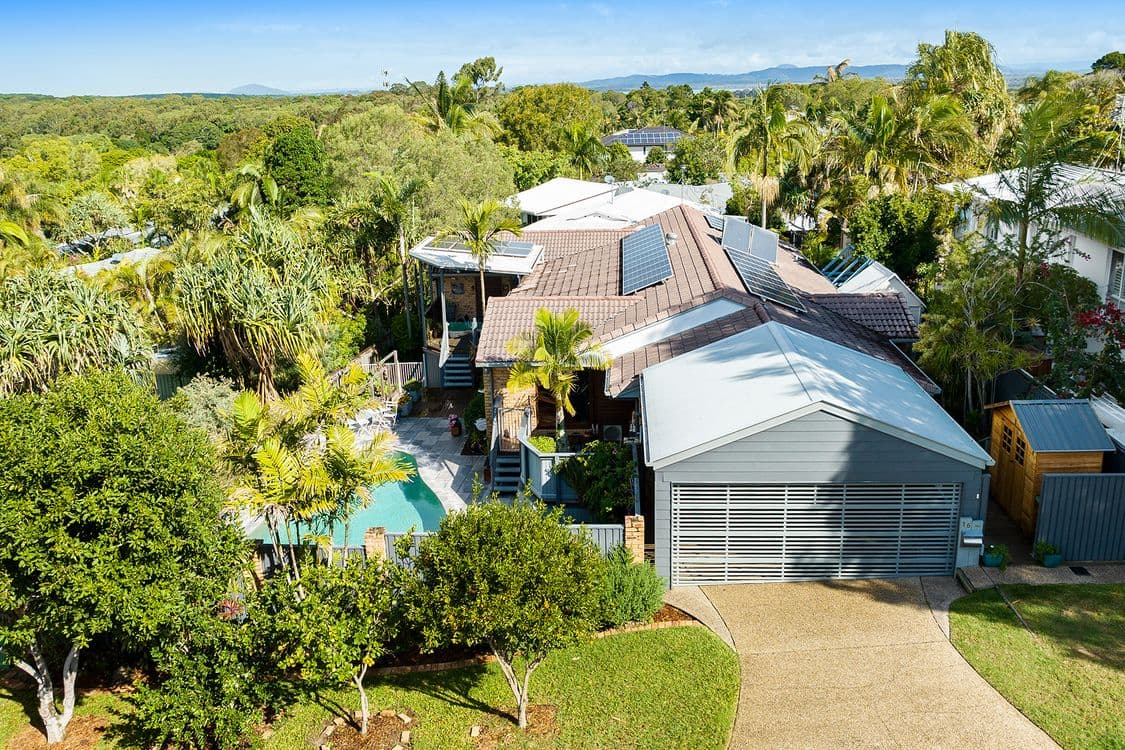 16 Winbirra Way, Noosa Heads, Noosa Heads - Thumbnail 3
