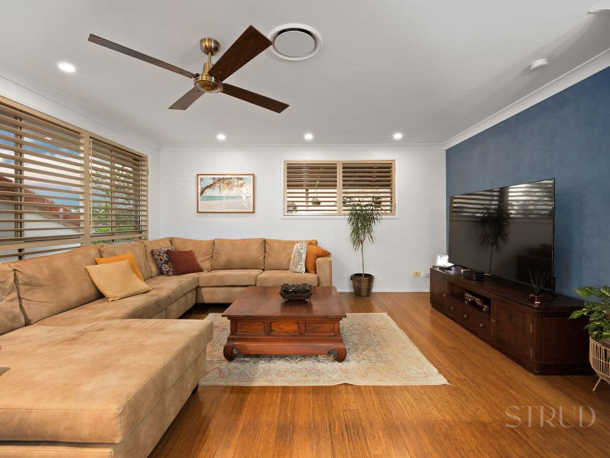 12 Zinnea Street, Elanora QLD 4221, Elanora - Thumbnail 4