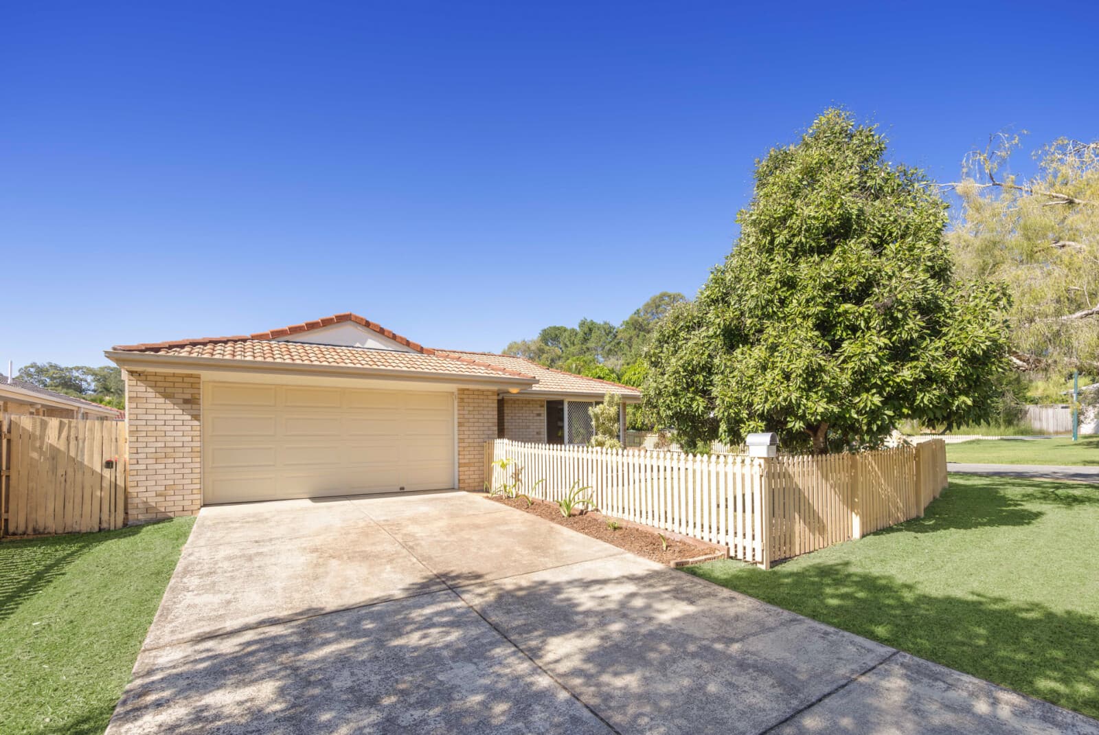 6 Bellcarra Place Little Mountain QLD 4551, Little Mountain - Thumbnail 2