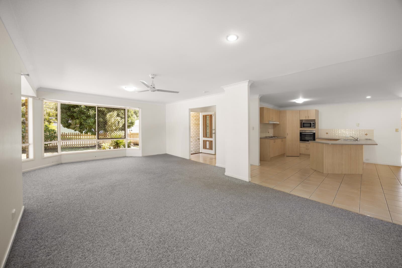 6 Bellcarra Place Little Mountain QLD 4551, Little Mountain - Thumbnail 3